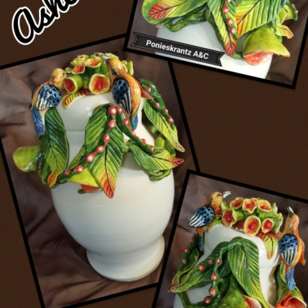 pottery ashes urn