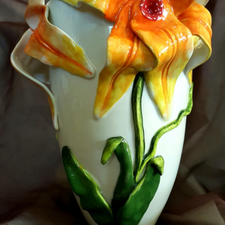 pottery lily vase 1