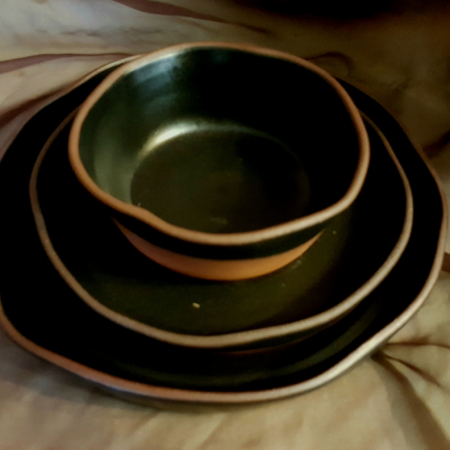 pottery wonky dinner service tc blk